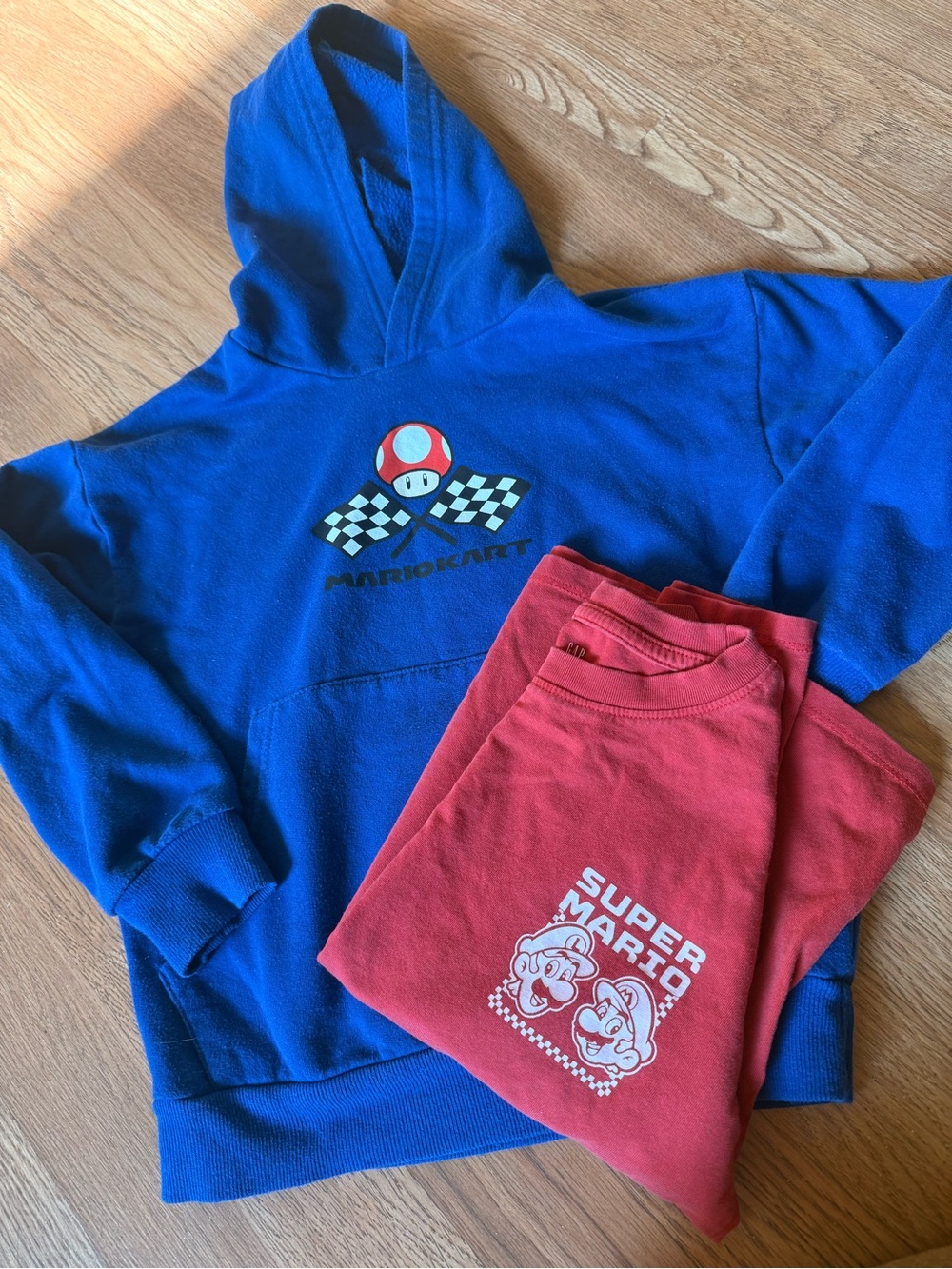 Blue Mario Kart Kids Hoodie with Red Super Mario Tee 6/7 Small